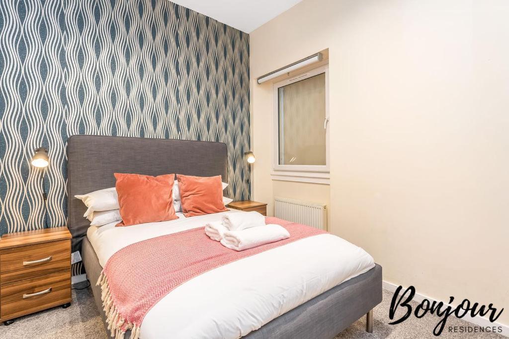 Spacious 2Br-1Ba - Grassmarket - Free Parking By Bonjour Residences إدنبرة المظهر الخارجي الصورة