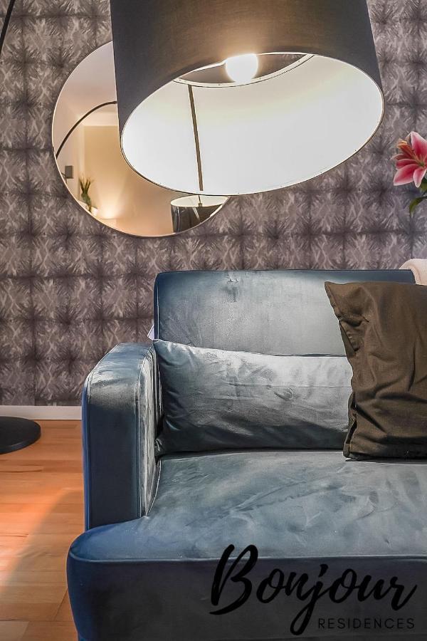 Spacious 2Br-1Ba - Grassmarket - Free Parking By Bonjour Residences إدنبرة المظهر الخارجي الصورة